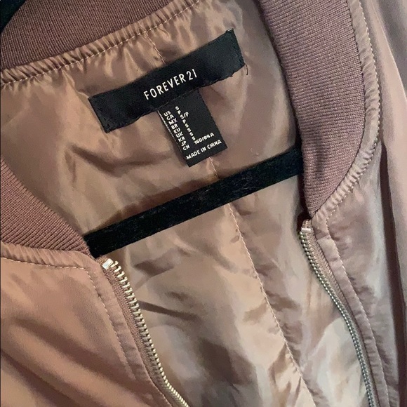 Bomber jacket! - Picture 3 of 3